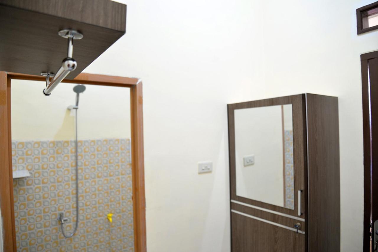 Haura Syariah Home Stay Бандар Лампунг Екстериор снимка
