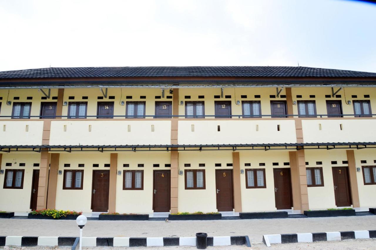 Haura Syariah Home Stay Бандар Лампунг Екстериор снимка